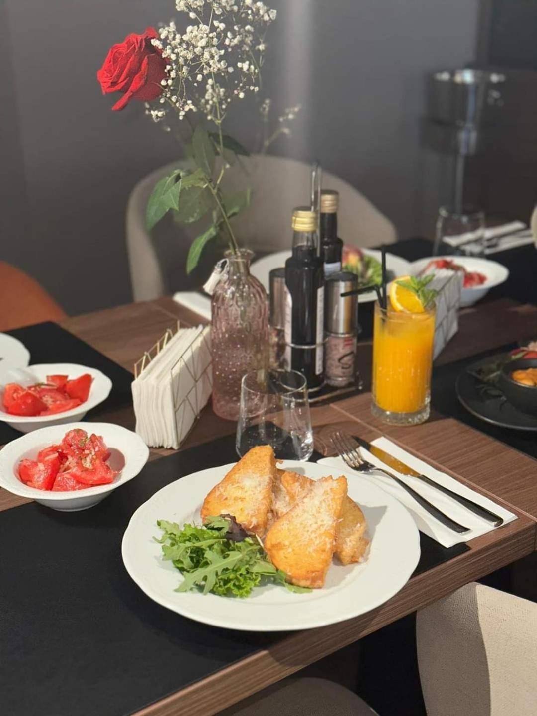 New Grey Residence Apartament Тыргу-Муреш Экстерьер фото